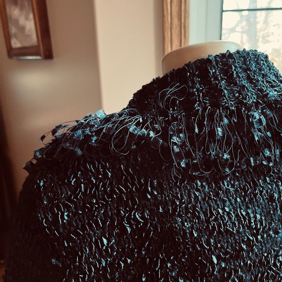 Fashion fringed details black sweater - Picture 3 of 9